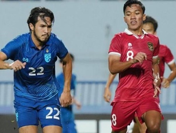 Thắng tưng bừng U23 Thái Lan, U23 Indonesia sẽ đối đầu với U23 Việt Nam ở chung kết 