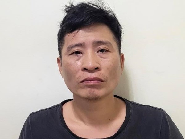 Bắt quả tang đối tượng mang ma tuý đi bán cho khách