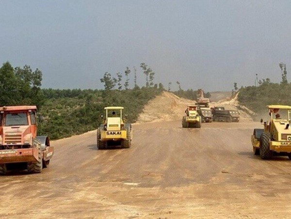 Đẩy nhanh tiến độ giải phóng mặt bằng một số dự án giao thông tại Đồng Nai