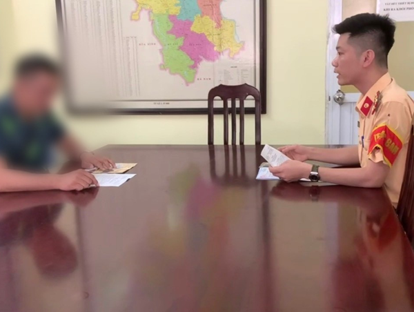 Xử lý vi phạm giao thông qua phản ảnh của người dân