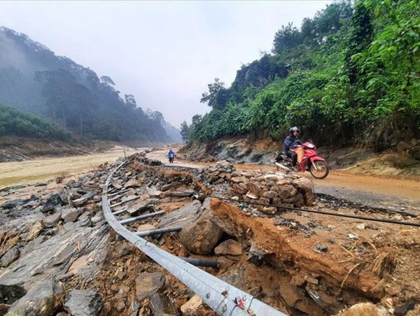 Thời tiết ngày 13/9: Miền Bắc tiếp tục mưa dông, đề phòng lũ quét