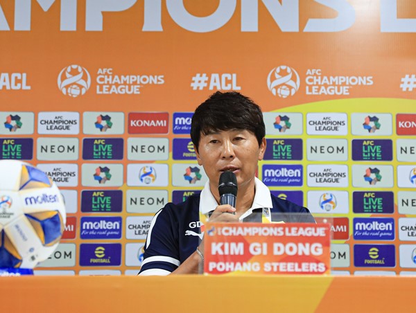 HLV trưởng CLB Pohang Steelers đánh giá về Hà Nội FC