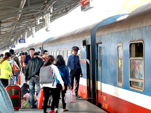 Từ 27/9, đường sắt giảm giá 20% cho khách mua vé sớm