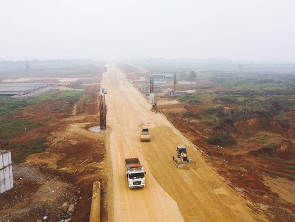 Điều phối vật liệu khai thác từ nền đào để đắp giữa các dự án cao tốc Bắc - Nam