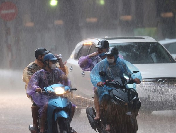 Thời tiết ngày 18/10: Mưa lớn ở khu vực từ Hà Tĩnh đến Quảng Ngãi và Kon Tum