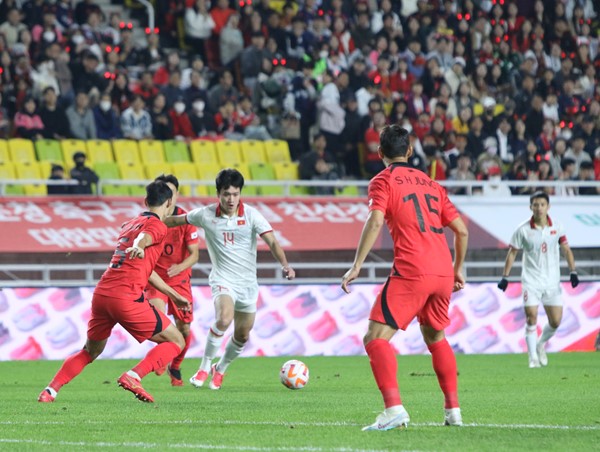 Thua cả 3 trận giao hữu, tuyển Việt Nam vẫn tăng bậc trên bảng xếp hạng FIFA