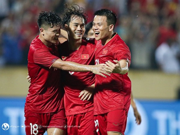 Đội tuyển Việt Nam tăng 1 bậc trên BXH FIFA tháng 10/2023