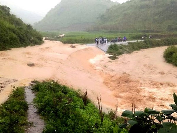 Chủ động ứng phó mưa lũ, bảo đảm an toàn cho người dân tại khu vực miền Trung và Tây Nguyên