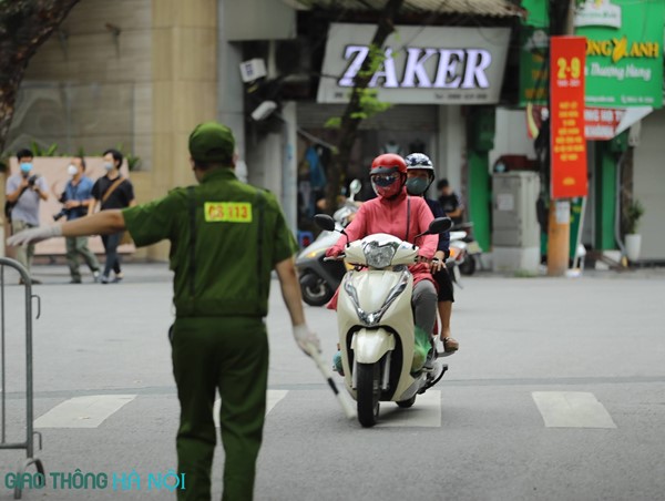 Đã đến lúc không thể buông lỏng để xe máy vi phạm tràn lan