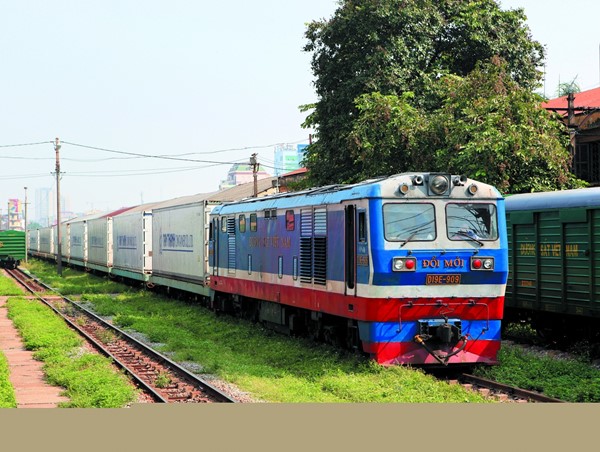 Đầu tư nâng cấp cơ sở hạ tầng đường sắt phục vụ vận tải tại ga Cao Xá