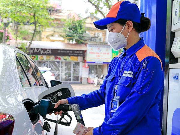 Giá xăng dầu đồng loạt giảm từ chiều 13/11