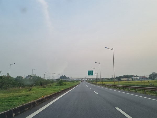 Phê duyệt Chỉ giới đường đỏ tuyến đường gom phía Nam cao tốc Hà Nội - Thái Nguyên