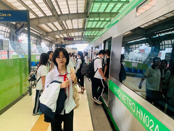 Đại biểu Quốc hội: Ưu tiên phát triển vận tải hành khách công cộng