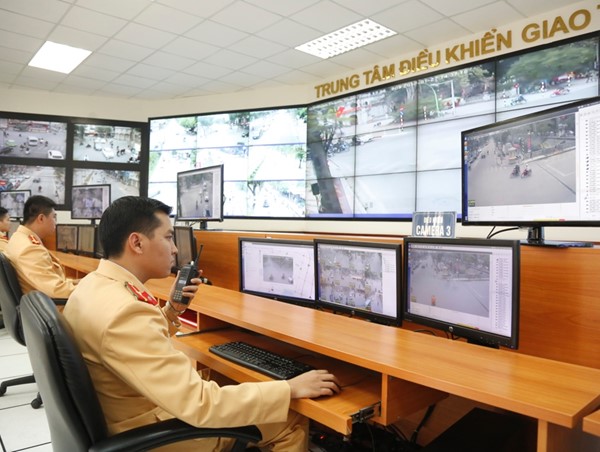 Nên thuê dịch vụ trọn gói cho giao thông thông minh