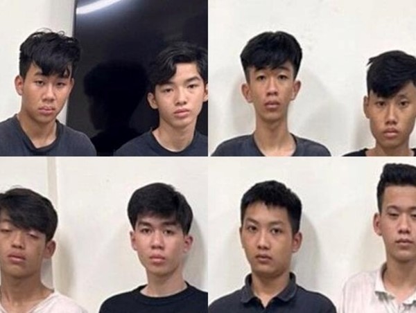 Khởi tố 4 đối tượng quay video "bốc đầu" xe đăng TikTok câu view