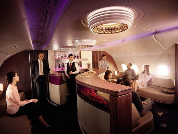 Tăng trần giá vé máy bay sẽ thay đổi dịch vụ hàng không như thế nào?