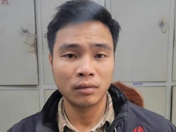 Bắt giữ đối tượng mua bán trái phép chất ma túy lúc nửa đêm