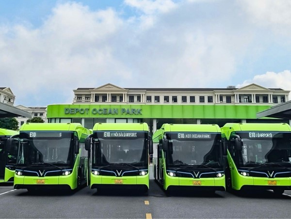 Chính thức có VinBus kết nối nội đô Hà Nội tới sân bay Nội Bài