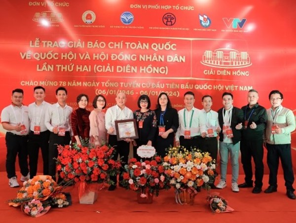 Báo Pháp luật Việt Nam giành giải Báo chí Diên Hồng lần thứ 2