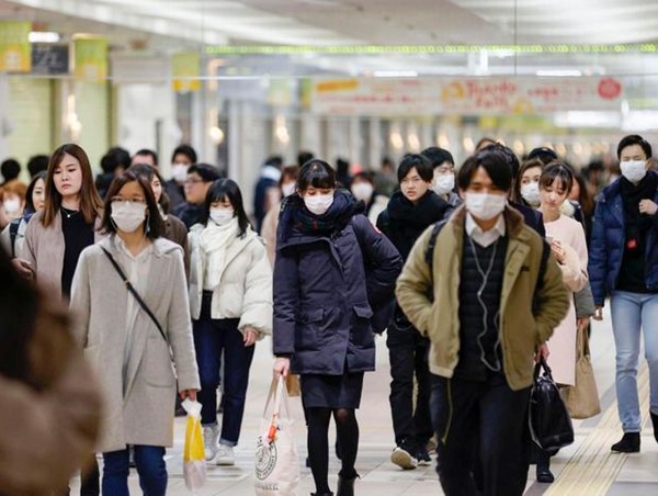 Khuyến khích người dân tiếp tục đeo khẩu trang ở khu vực đông người và các phương tiện công cộng