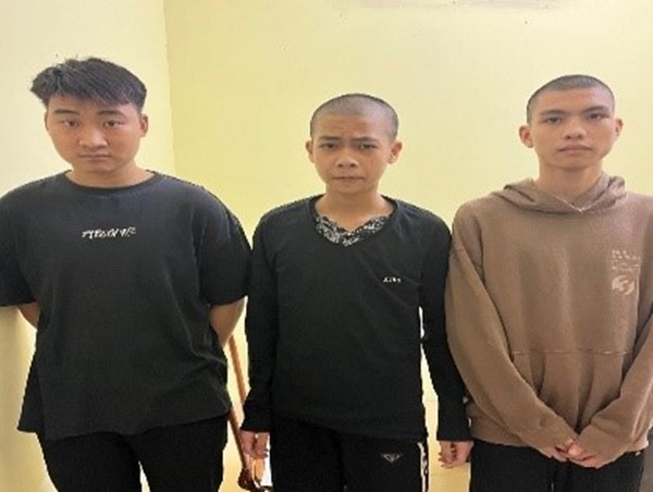  Bắt giữ nhóm đối tượng lưu hành tiền giả