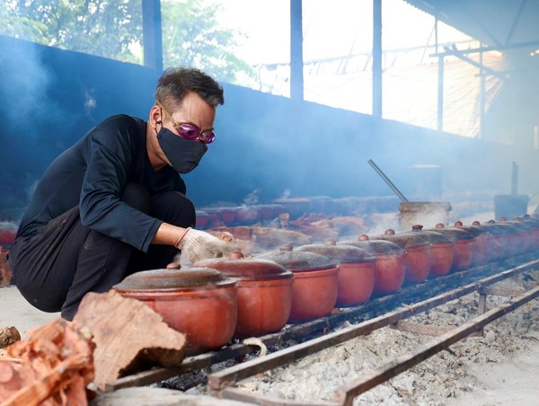 Đặc sản cá kho làng Vũ Đại vào vụ Tết