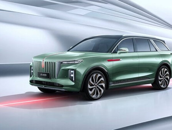 Cập nhật bảng giá xe hãng Hongqi tháng 1/2024