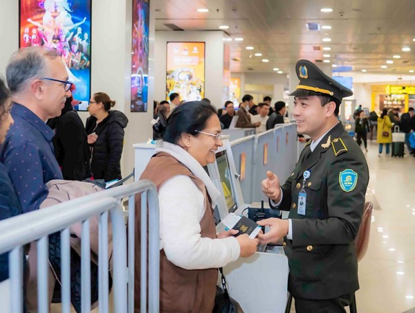 Sân bay Nội Bài đón hơn 550.000 lượt hành khách dịp Tết Nguyên đán