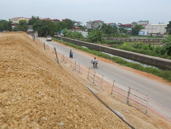 Bất cập tại dự án Tỉnh lộ 412: Đã khắc phục nhưng chưa triệt để