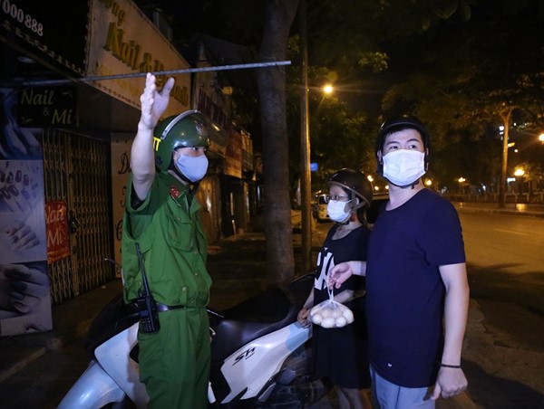 Giữ nhịp quyết liệt để nâng cao ý thức người dân