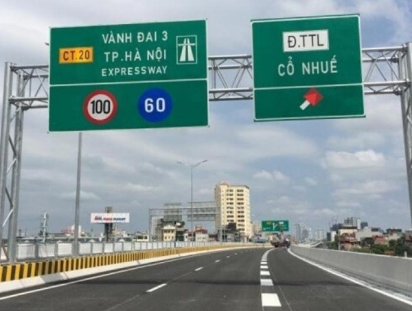 Báo động tình trạng vượt ẩu trên đường Vành đai 3