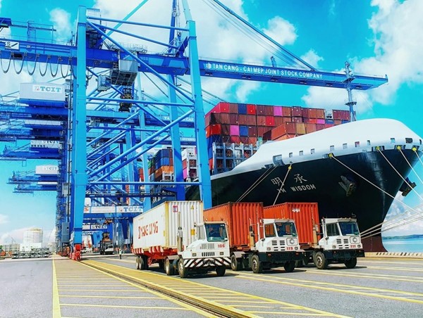 Hơn 1.300 cảng biển phía Nam vẫn đóng cửa