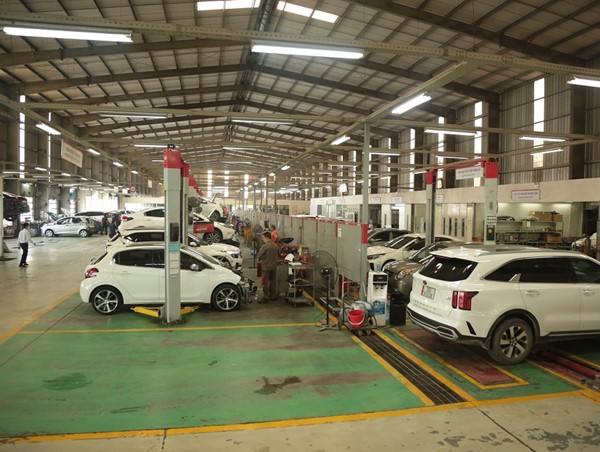 Giảm phí trước bạ: Cú hích mạnh với thị trường ô tô cuối năm