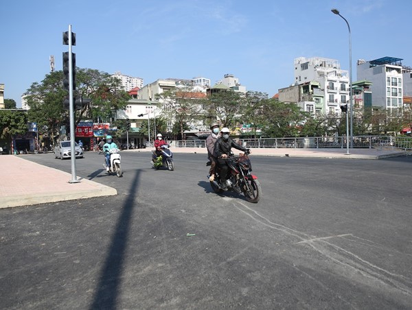 Hà Nội: Hoàn thành cây cầu 28 tỷ bắc qua sông Tô Lịch