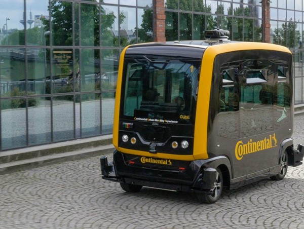 Xe không người lái được cấp phép hoạt động ở Pháp