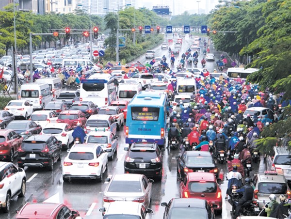 Hà Nội: Chủ động thích ứng, đảm bảo an toàn giao thông