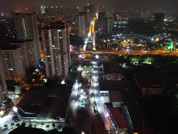 Hầm chui Lê Văn Lương chuẩn bị về đích