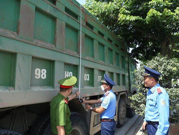 Xử phạt mạnh tay đối với phương tiện cơi nới thành thùng