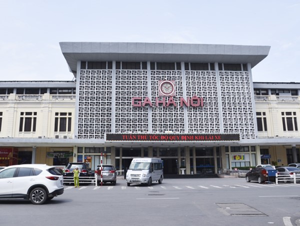 Chuyển đổi cơ sở hạ tầng ga Hà Nội, ga Giáp Bát để xây dựng dự án metro