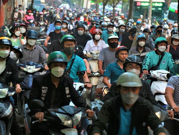 Hà Nội: Xây dựng lộ trình kiểm định khí thải xe máy