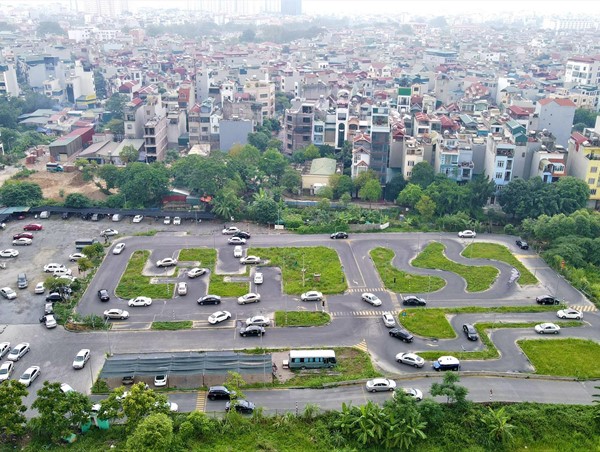 Sát hạch lái xe: Nhiều tranh cãi quanh phần thi mô phỏng