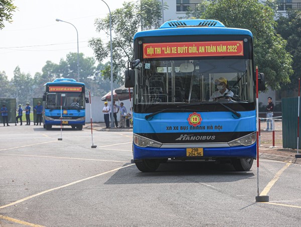 Hà Nội: Tổ chức cuộc thi lái xe buýt giỏi, an toàn