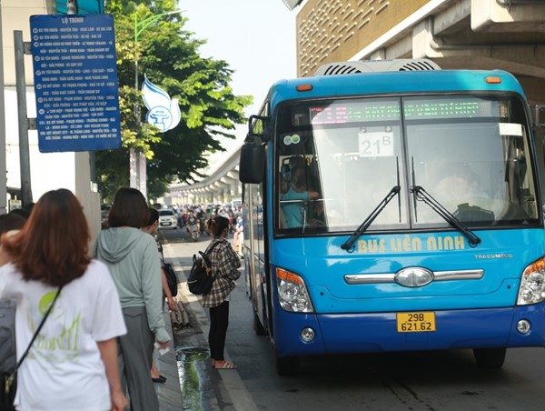 Đồng bộ nhiều giải pháp thu hút hành khách đến với xe buýt