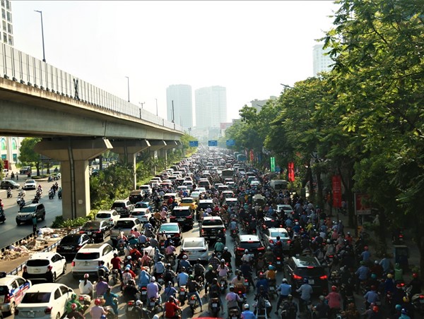 Hà Nội: Thành lập nhóm công tác đảm bảo an toàn giao thông