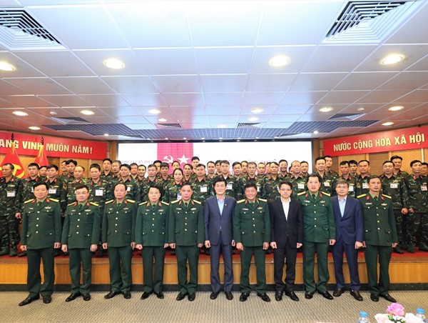 Tăng cường quân đội tới các trung tâm đăng kiểm