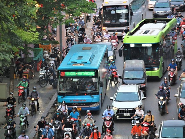 Gần 100% xe buýt Hà Nội đạt chất lượng 5 sao