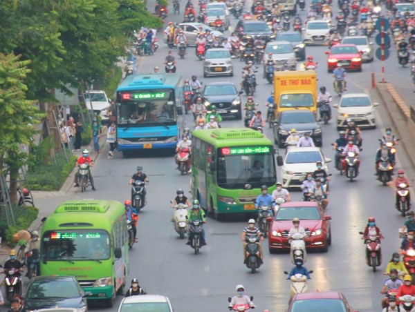 Nhìn nhận đúng thực tế để nâng cao chất lượng xe buýt