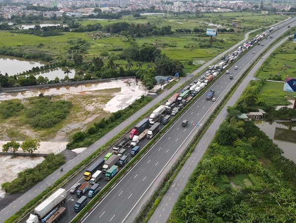 Sở GTVT Hà Nội: Xây dựng kế hoạch sớm phục vụ người dân đi lại dịp lễ