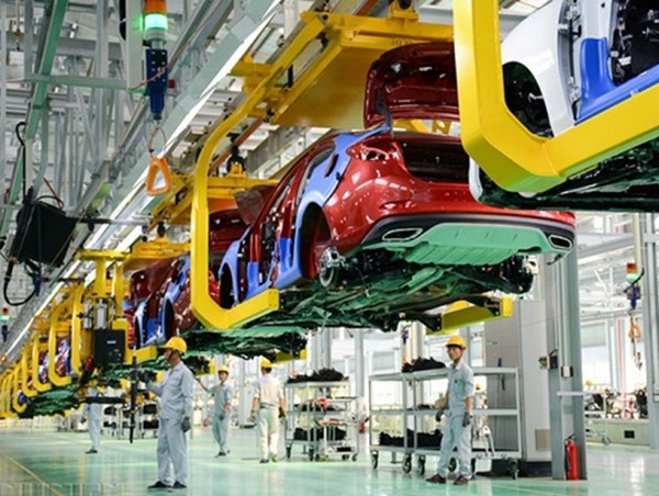 Hai phương án gia hạn thuế tiêu thụ đặc biệt với ô tô sản xuất trong nước