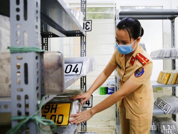 Người dân tham gia đấu giá biển số xe như nào?